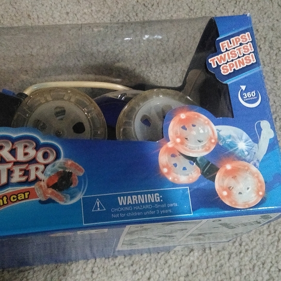 Turbo Twist light up r/c car - Picture 3 of 9